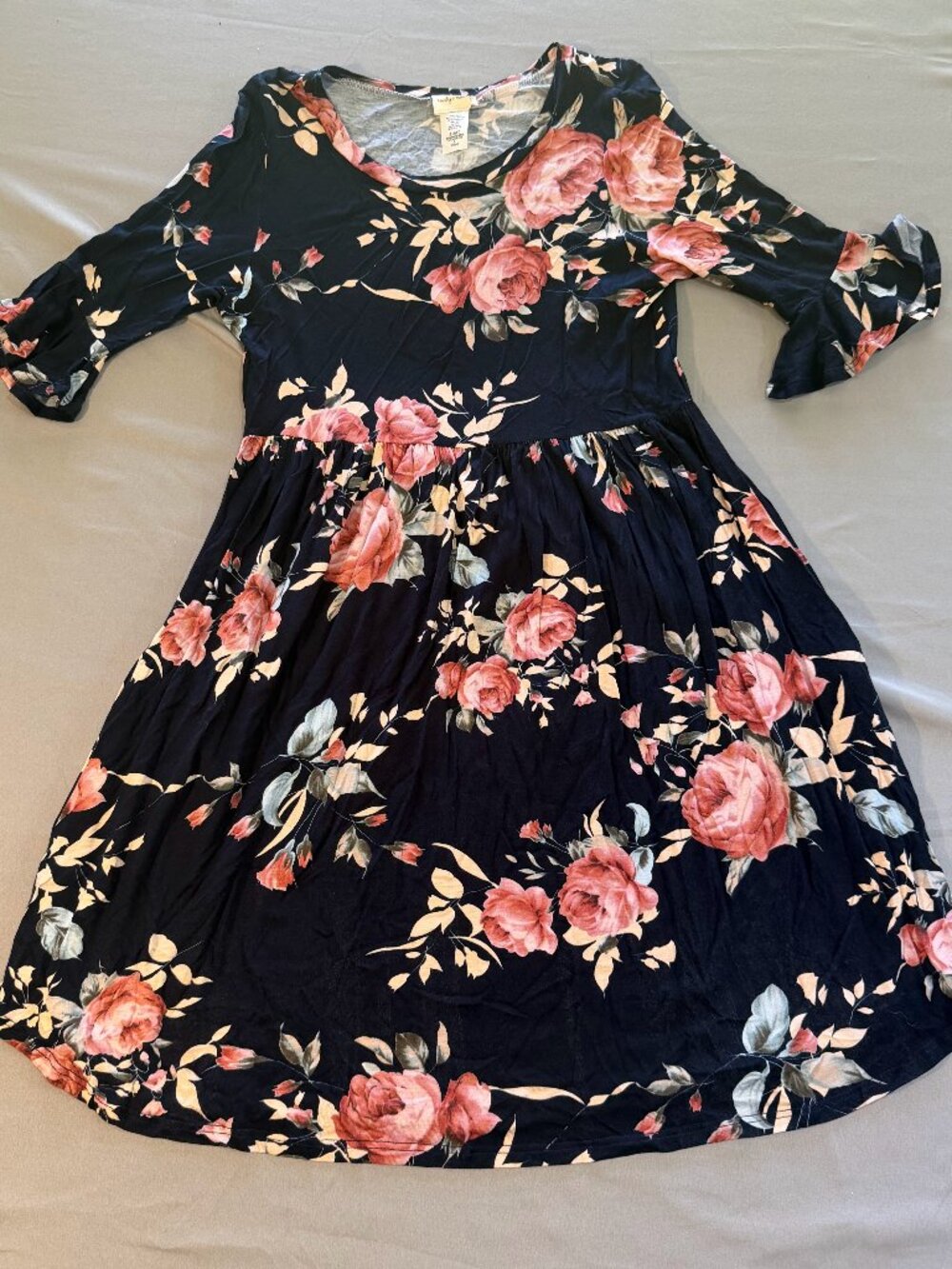 Lovely Melody Women's Navy Floral Print Dress With Pockets Small New w/o Tags